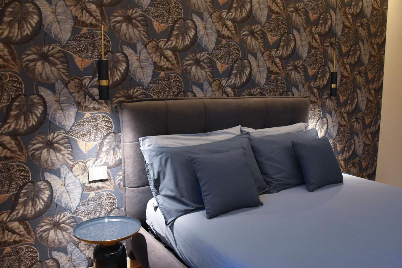 Nuova Cafe' Suite Salice Terme Exteriör bild
