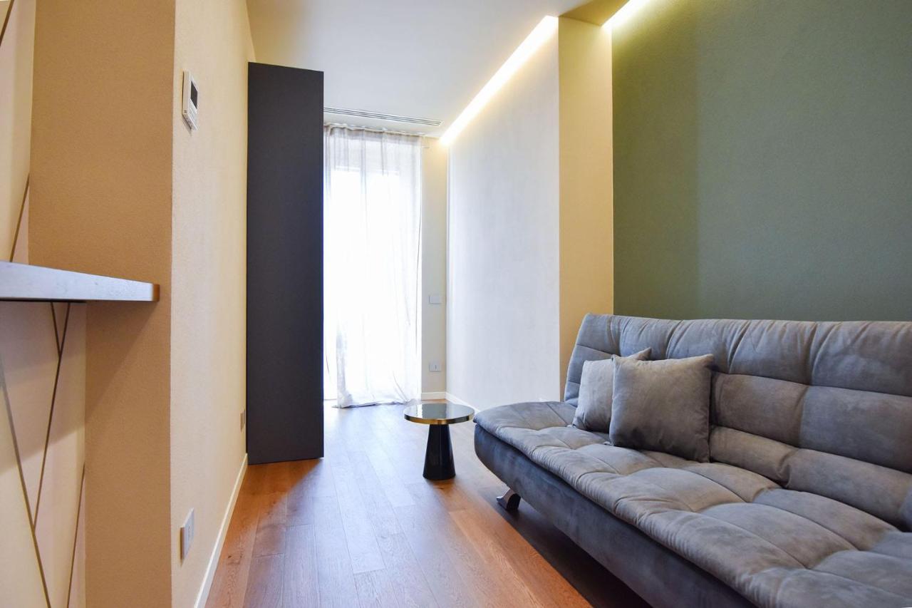 Nuova Cafe' Suite Salice Terme Exteriör bild