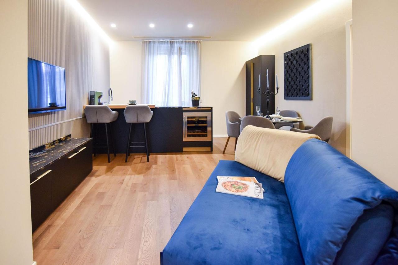 Nuova Cafe' Suite Salice Terme Exteriör bild