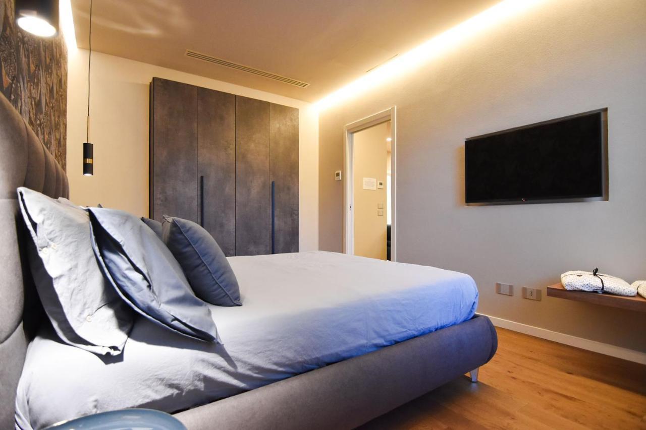 Nuova Cafe' Suite Salice Terme Exteriör bild