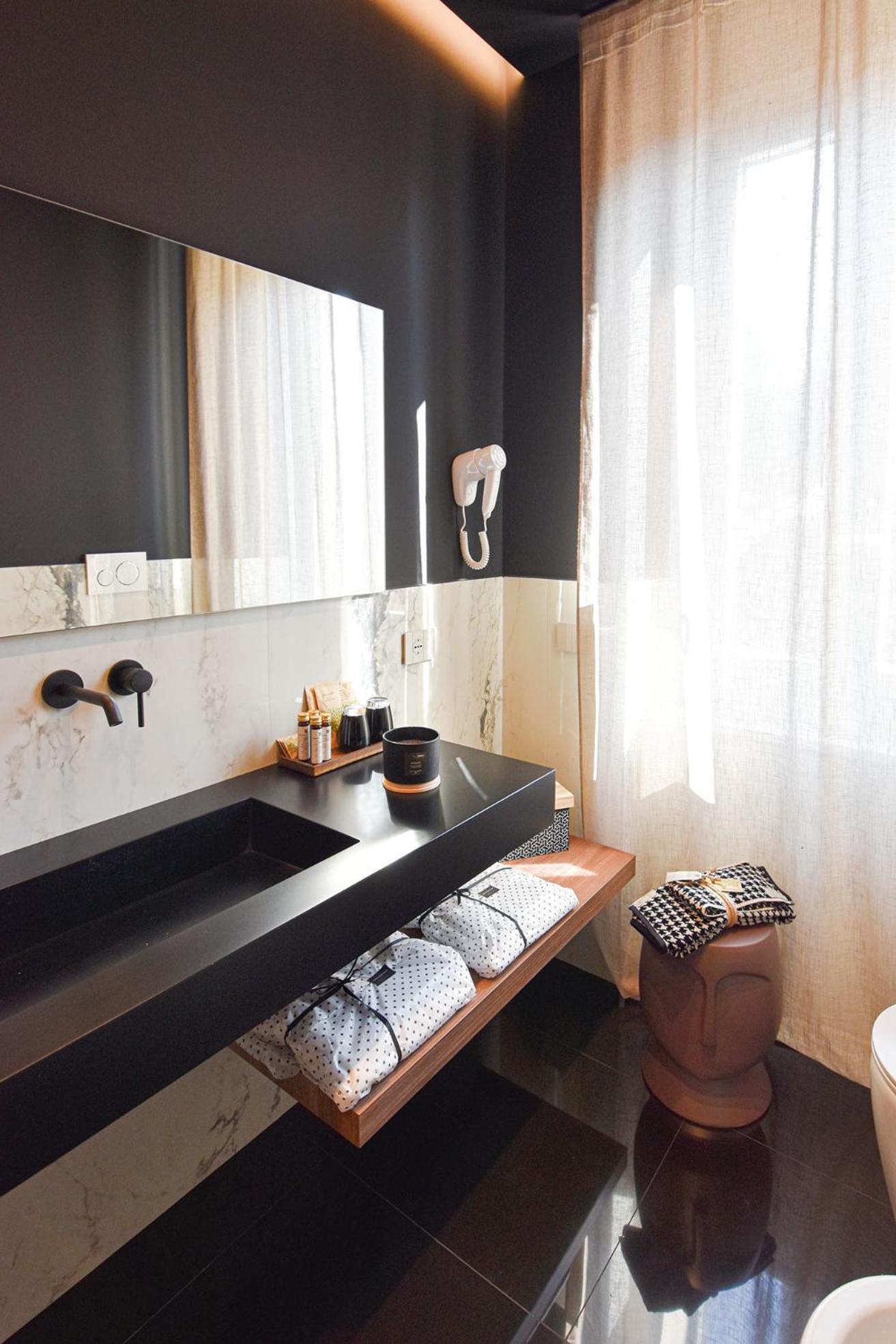 Nuova Cafe' Suite Salice Terme Exteriör bild