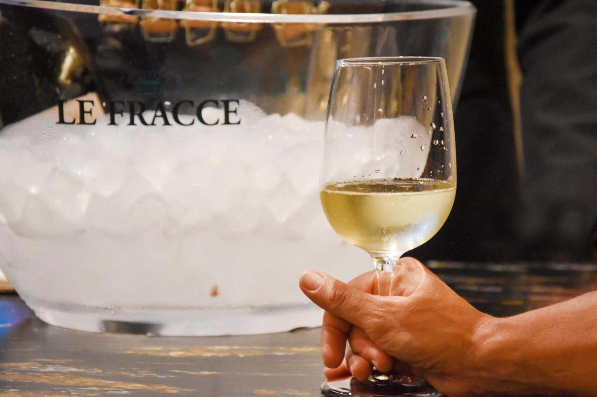 Nuova Cafe' Suite Salice Terme Exteriör bild